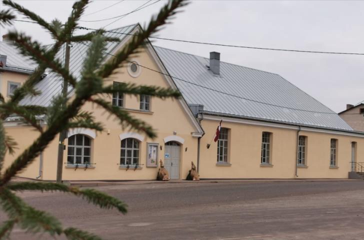 Cīravas kultūras nams Ziemā